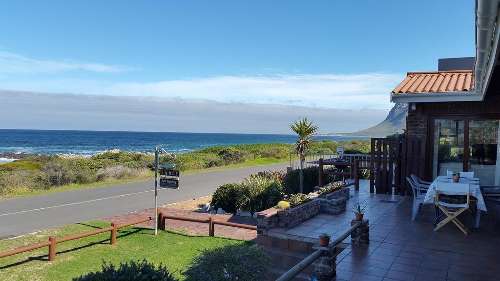 La Mer Seafront Selfcatering Accommodation Kleinmond Room photo